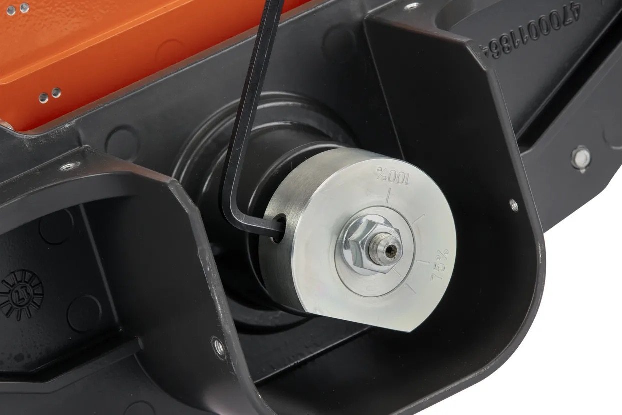 Akumulátorová vibrační lišta na beton HUSQVARNA BV 30i Akumulátorová vibrační lišta na beton HUSQVARNA BV 30i