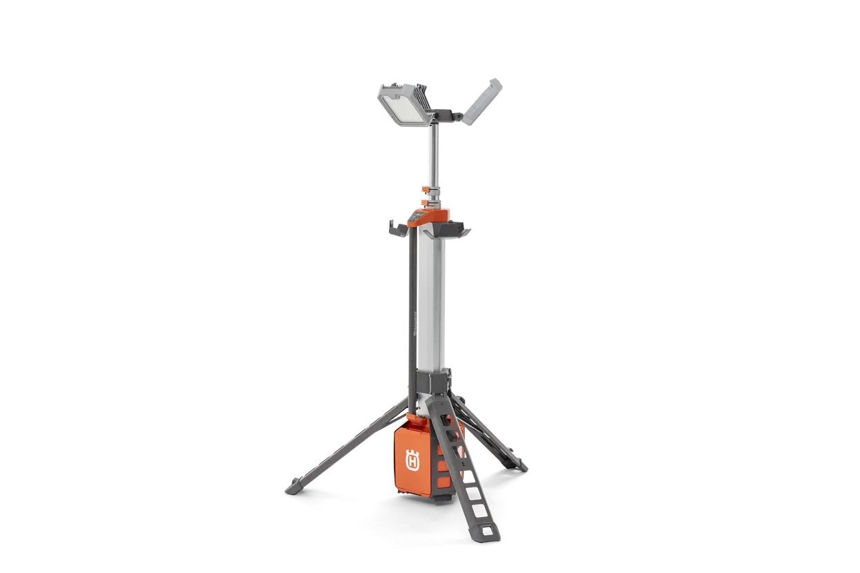 Akumulátorové pracovní světlo na stojanu HUSQVARNA WL 24 PACE Akumulátorové pracovní světlo na stojanu HUSQVARNA WL 24 PACE