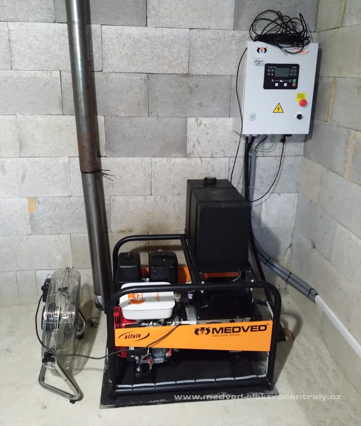 Automatický záložný zdroj MEDVED Arctos 5000 H AVR ATS COMAP AMF s technickou podporou Automatický záložný zdroj MEDVED Arctos 5000 H AVR ATS COMAP AMF s technickou podporou